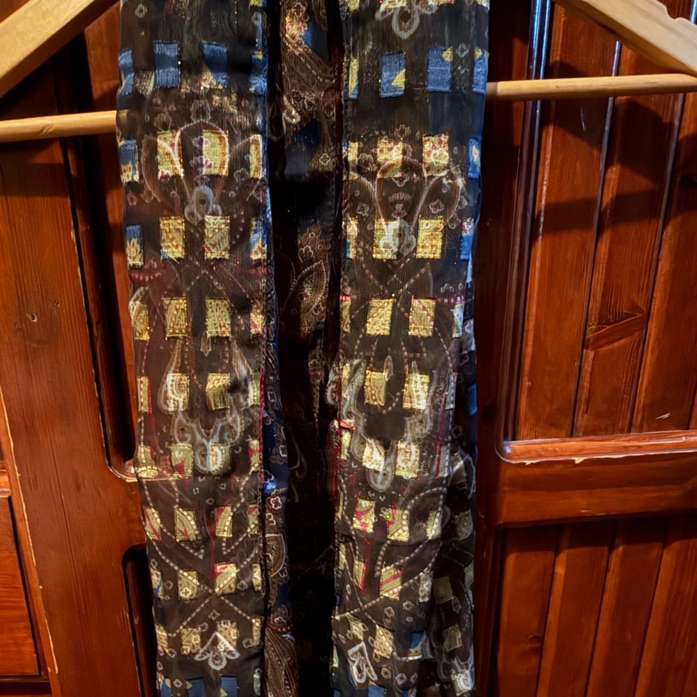 Worthington Scarf